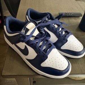 Nike Navy and White Athletic Shoes.. men’s size 8 women’s 9.5
